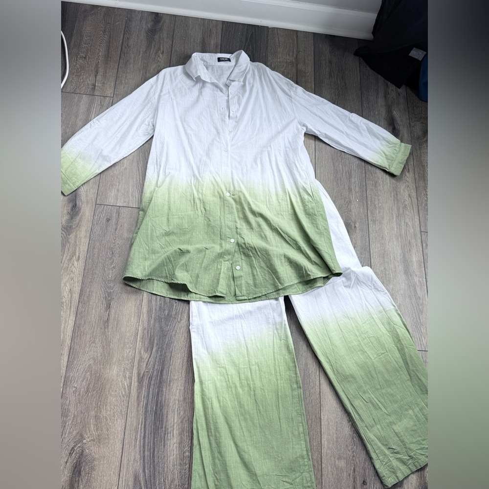 Women’s Green and White Dip-Dye Pantsuit - Relaxed Button-Up Set